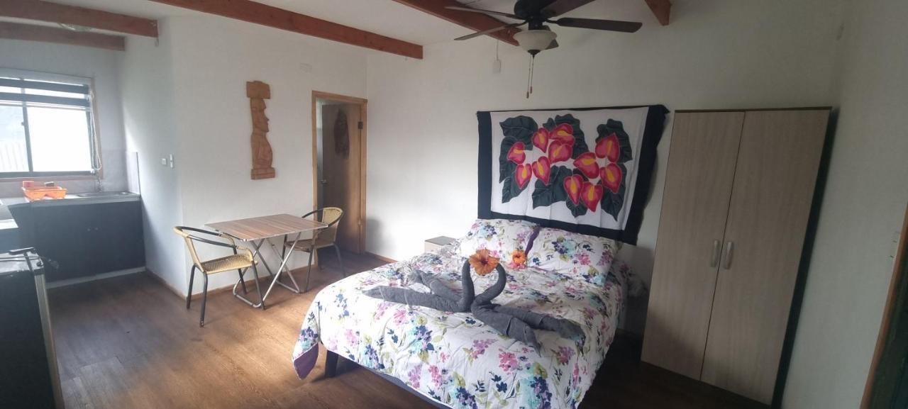 Hostal Henua Roa 2 Apartment Hanga Roa Exterior foto
