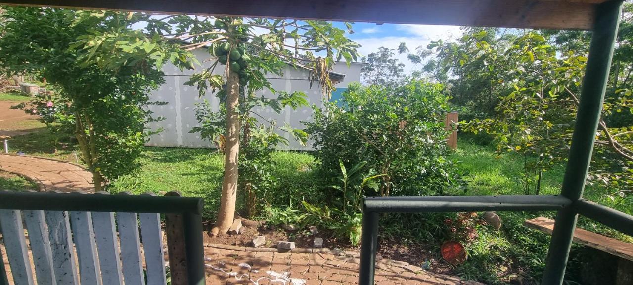 Hostal Henua Roa 2 Apartment Hanga Roa Exterior foto