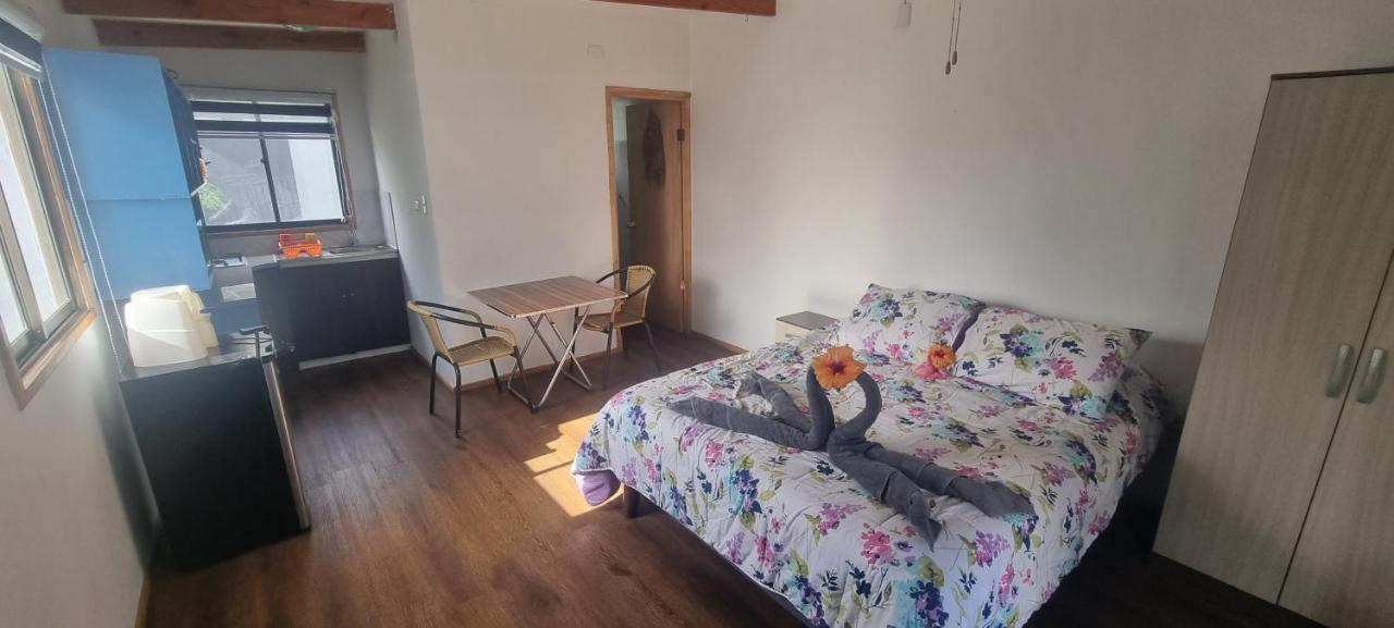 Hostal Henua Roa 2 Apartment Hanga Roa Exterior foto