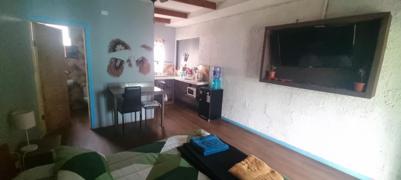 Hostal Henua Roa 2 Apartment Hanga Roa Exterior foto